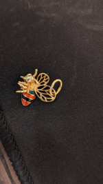 14k gold bee pendant