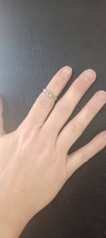 White gold 30 diamonds