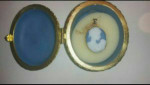 10 KT YELLOW GOLD PENDANT  MOTHER/CHILD CAMEO NECKLACE & 10KT GOLD CHAIN) & JEWE