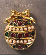TALBOTS CHRISTMAS PIN BROOCH
