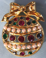 TALBOTS CHRISTMAS PIN BROOCH