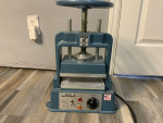 Arbe vulcanizer & wax injector