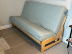 Comfortable pull off sofa