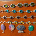 New costume jewelry lot 8 items