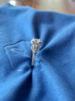 Antique style engagement ring