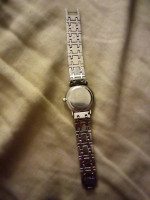 Skagen 32ssx thin ladies watch