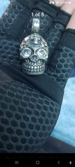 Skull pendant