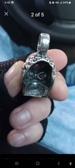 Skull pendant