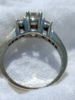 Diamond Ring. 1.10ct D COLOR,VVS2 CLARITY 18k