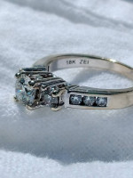 Diamond Ring. 1.10ct D COLOR,VVS2 CLARITY 18k