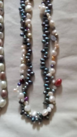 MULTICOLORED PEARL 16" NECKLACES 150EA.