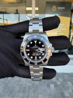 BRAND NEW STICKERED 2010 Rolex Submariner Date Ceramic 40mm 116610LN