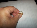 2 CT diamond in 18 CT gold wedding ring