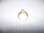 2 CT diamond in 18 CT gold wedding ring