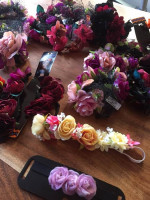 Flower head band chokers