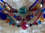 NECKLACE: Glass Beads. Stunning. Much Prettier Than in Photos