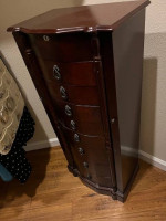 Jewelry Stand/Dresser