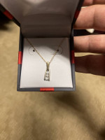 Ladies diamond pendant