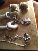 JEWELRY Assorted BEADED NECKLACE & EARRINGS SET