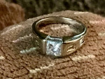 .85 Carat 18K Diamond Ring Entertaining Offers