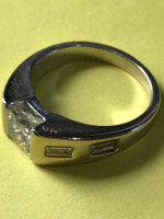 .85 Carat 18K Diamond Ring Entertaining Offers