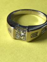 .85 Carat 18K Diamond Ring Entertaining Offers