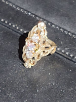 18KY 2.95 CT beautifully designed filigree ring