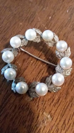 Mikimoto 10 Pearl Brooch,  Silver