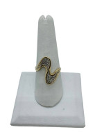 14K Yellow Gold Lady's Fancy Design Ring w/ Diamond Chips/ Size 8.5