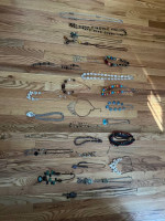 Lot of necklaces - 34 pieces - great condition