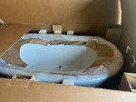 Bath tub free standing new