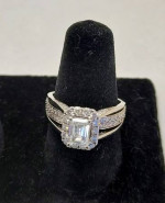 Diamond Engagement/Wedding Ring Set (new/unused)