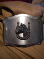 HORSE 🔹 BELT BUCKLE - with HORSE SHOE