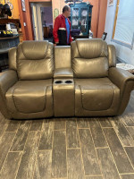 Double recliner sofa