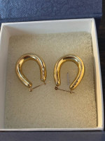 14  k gold earrings