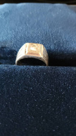 Men's white gold and diamond ring