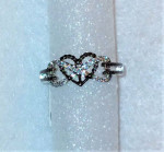 Exquisite 18K White Gold Plated Infinity Heart Two-Tone Ring - Size 8