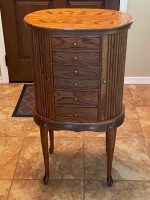 Jewelry Box w/ 6 drawers Free Standing