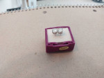 Gold jewelry