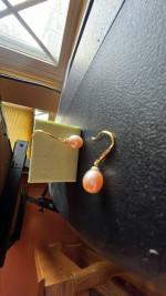 Baroque pearl earrings