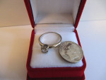 18 KT WG SOLITAIRE DIAMOND ENGAGEMENT RING SIZE 5