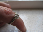 18 KT WG SOLITAIRE DIAMOND ENGAGEMENT RING SIZE 5