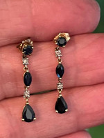 Beautiful Diamond & Onyx 10k Dangle Earrings