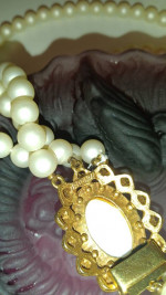 Florenza signed brooch faux Pearl necklace