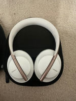 Bose NC 700 Soapstone (white/rose Gold)