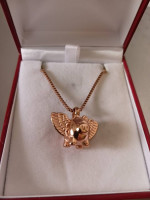 UNISEX LENGTH WHEN PIGS FLY PENDANT AND CHAIN