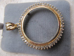 14 KT YG BOLD STATEMENT CIRCLE DIAMOND PENDANT