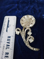 Rhinestone flower brooch