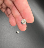 Custom 2G Diamond Gauges.