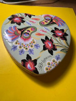 Brighton Cross, Chain and Heart Tin